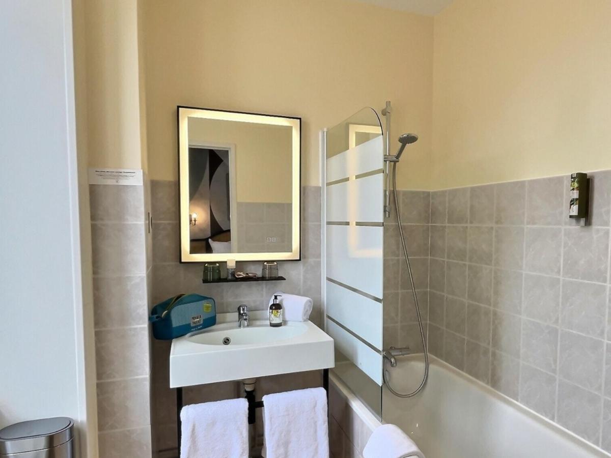 Logis Hotel Du Cygne Брасье Экстерьер фото